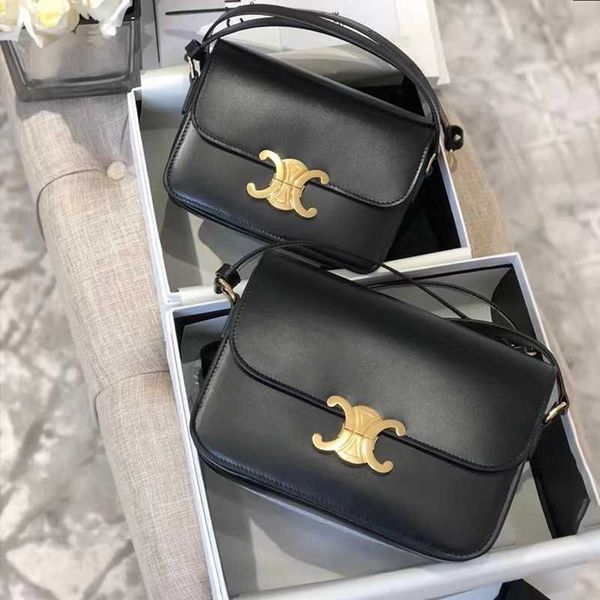 leather lisa same triumphal arch women's bag spring and summer tofu bag messenger shoulder 2023 new small square
leather lisa same triumphal arch women's bag spring and summer tofu bag messenger shoulder 2023 new small square