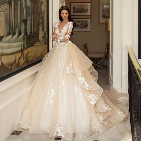 party dresses glamorous champagne wedding dress princess long sleeve beading vneckline appliques bridal gown bride drop 230328, White;black
party dresses glamorous champagne wedding dress princess long sleeve beading vneckline appliques bridal gown bride drop 230328, White;black