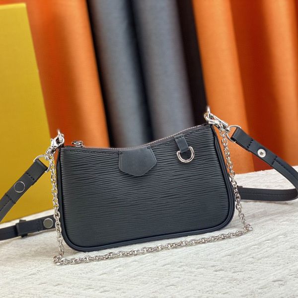m81066 designer bag womens spring fashion handbag classic embossed crossbody bag ladies temperament one shoulder bag chain bag
m81066 designer bag womens spring fashion handbag classic embossed crossbody bag ladies temperament one shoulder bag chain bag