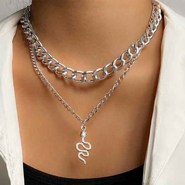 pendant necklaces retro multilayer snake pendant chain necklace for women trendy gold color silver color big thick chain necklaces 2021 jewe
pendant necklaces retro multilayer snake pendant chain necklace for women trendy gold color silver color big thick chain necklaces 2021 jewe