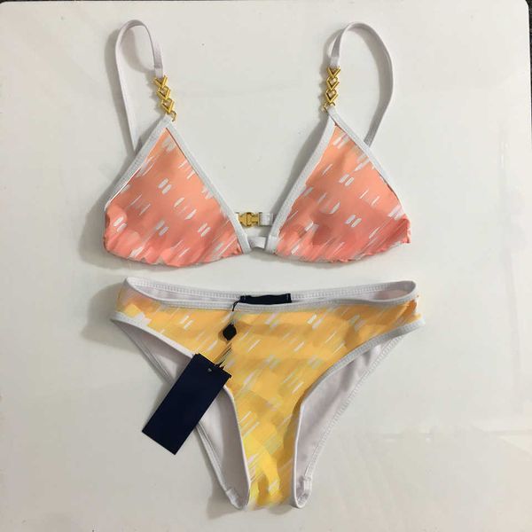 23ss bathing suit designer bikini womens swimwear new bikini set logo print suspender underwear thong briefs color matching split type swims, White;black
23ss bathing suit designer bikini womens swimwear new bikini set logo print suspender underwear thong briefs color matching split type swims, White;black