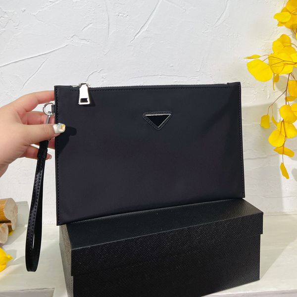 clutch bag women designer pochette wallets woman nylon handbags crossbody ladies fashion all-match classic retro clutchbag
clutch bag women designer pochette wallets woman nylon handbags crossbody ladies fashion all-match classic retro clutchbag