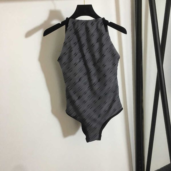 23ss womens swimwear bikini designer bikini womens clothing bathing suit new presbyopia logo backless one-piece swimsuit women clothes, White;black
23ss womens swimwear bikini designer bikini womens clothing bathing suit new presbyopia logo backless one-piece swimsuit women clothes, White;black