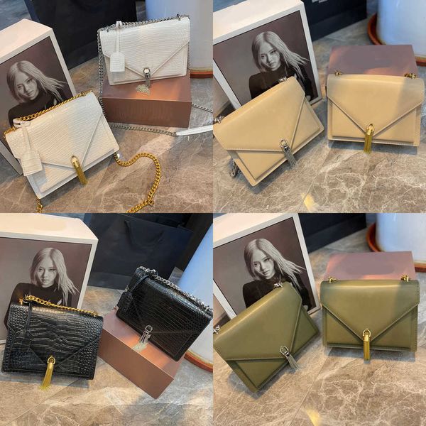 designer bag women tassels crossbody shoulder bags crocodile luxurys handbags women's triangular flip cover crossbody bag 230218
designer bag women tassels crossbody shoulder bags crocodile luxurys handbags women's triangular flip cover crossbody bag 230218