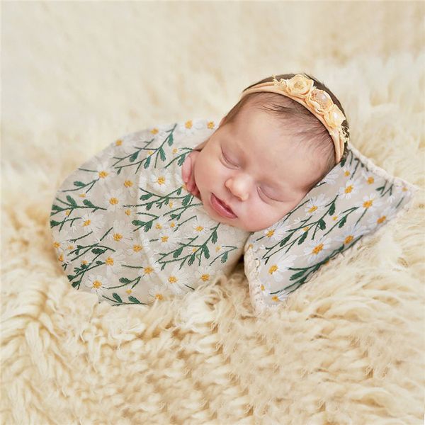 caps hats dvotinst born baby pography props embroidered floral wraps pillow 2pcs fotografia accessories studio shooting po props 230328, Yellow
caps hats dvotinst born baby pography props embroidered floral wraps pillow 2pcs fotografia accessories studio shooting po props 230328, Yellow