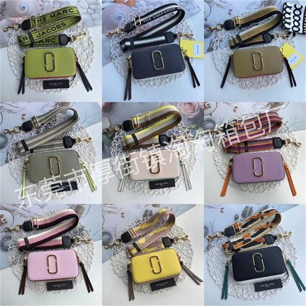 new camera bag mj color-blocking double zipper fashion leather single shoulder diagonal cow small square
new camera bag mj color-blocking double zipper fashion leather single shoulder diagonal cow small square