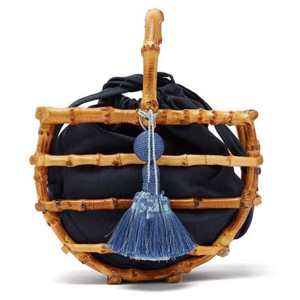 luxury women bags designer half month tassel woven bag bamboo bag stitching hollow bag clutch bali beach holiday moon handbag 230328
luxury women bags designer half month tassel woven bag bamboo bag stitching hollow bag clutch bali beach holiday moon handbag 230328