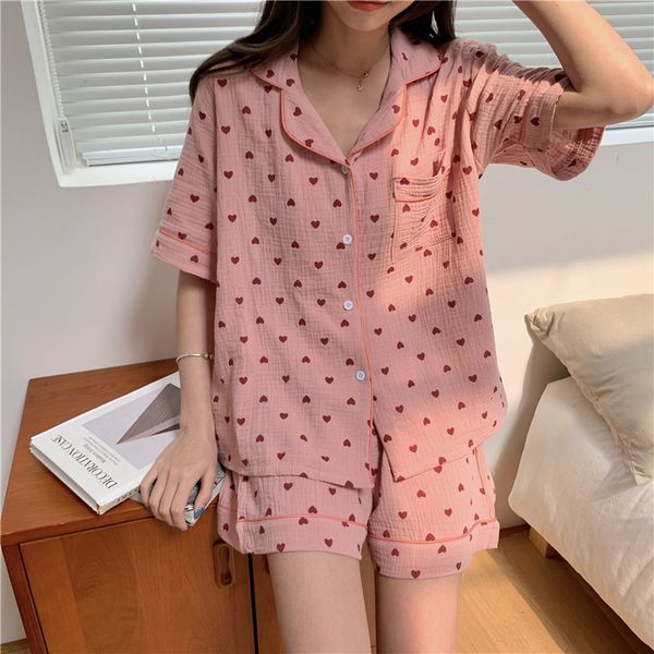 women's sleepwear cotton gauze summer home clothes shorts suit homewear short sleeve blouse breathable soft pajama set love heart print, Black;red
women's sleepwear cotton gauze summer home clothes shorts suit homewear short sleeve blouse breathable soft pajama set love heart print, Black;red