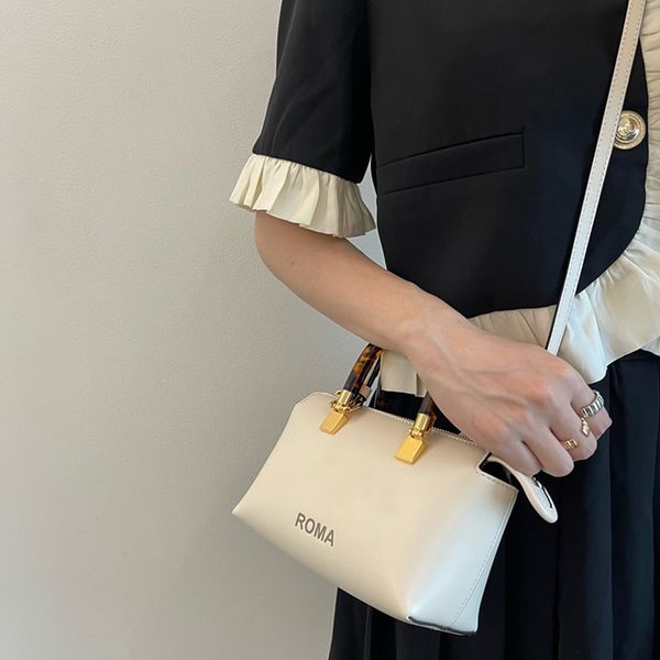 designer crossbody bags luxury boston mini handbag 20.5cm 10a mirror quality boston mini bag calfskin shoulder bag with box fd01
designer crossbody bags luxury boston mini handbag 20.5cm 10a mirror quality boston mini bag calfskin shoulder bag with box fd01