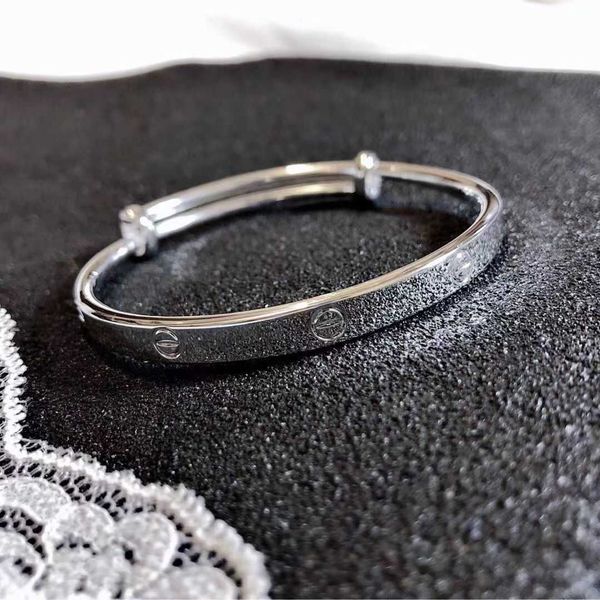 luxurydesigner bracelet love bangle new silver bracelet a commemorative gift for lover girlfriend mother, Black
luxurydesigner bracelet love bangle new silver bracelet a commemorative gift for lover girlfriend mother, Black