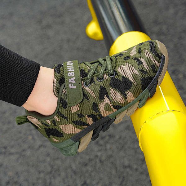 athletic outdoor 2022 spring and autumn new children's fashion camouflage sneakers boys' girls' breathable casual s y2303, Black
athletic outdoor 2022 spring and autumn new children's fashion camouflage sneakers boys' girls' breathable casual s y2303, Black