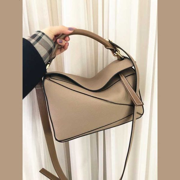bag 2023 new mini lingge soft leather geometric spliced women's crossbody handheld large pillow
bag 2023 new mini lingge soft leather geometric spliced women's crossbody handheld large pillow
