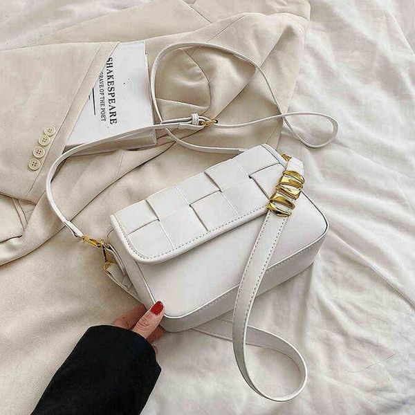 2022 evening bags cute solid color small weave pu leather flap shoulder for women summer hit simple handbags and purses female 220608
2022 evening bags cute solid color small weave pu leather flap shoulder for women summer hit simple handbags and purses female 220608