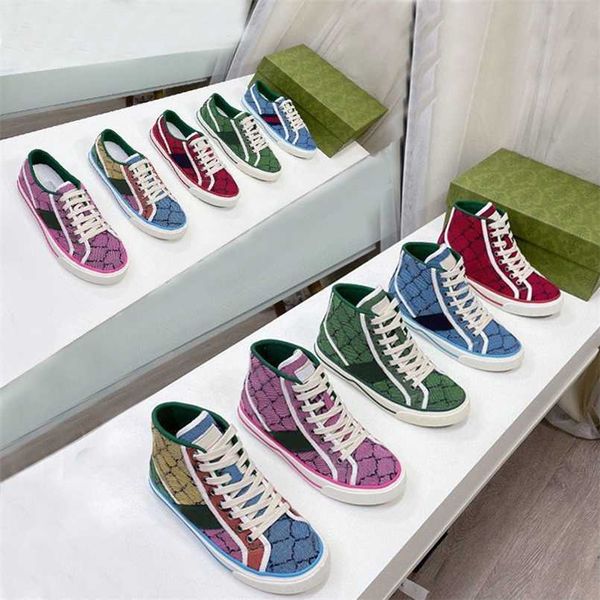 men high casual shoes women leather lace-up sneaker fashion designer boot basketball running trainers letters loafers woman flat gym sneaker, Black
men high casual shoes women leather lace-up sneaker fashion designer boot basketball running trainers letters loafers woman flat gym sneaker, Black