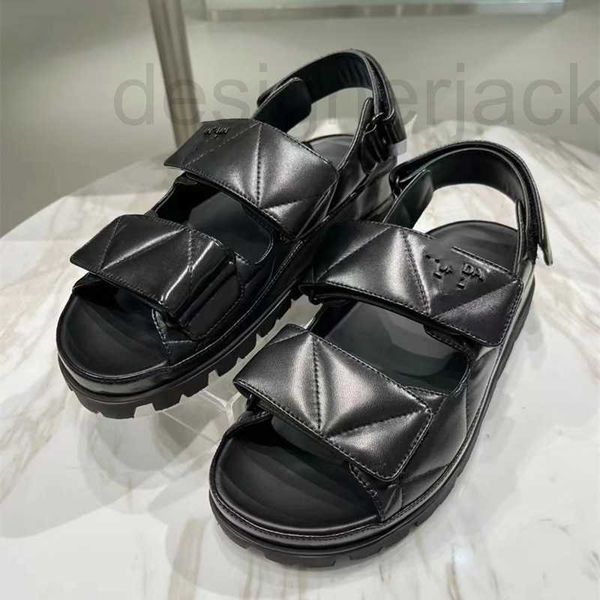 sandals designer triangle honing stitching soft sheep leather sandals, sponge shoes, flat soled women's ins fashion roman beach shoes b, Black
sandals designer triangle honing stitching soft sheep leather sandals, sponge shoes, flat soled women's ins fashion roman beach shoes b, Black