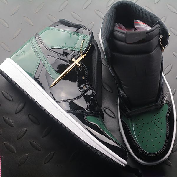 basketball shoes men women mid og green/black basketball shoes luxury designer mens womens banned bred toe chicago casual trainers
basketball shoes men women mid og green/black basketball shoes luxury designer mens womens banned bred toe chicago casual trainers