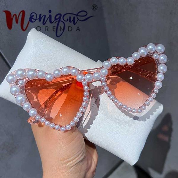 pink luxury love pearl sunglasses women 2023 heart glasses casual female outdoor beach summer shades lentes de sol mujer230328
pink luxury love pearl sunglasses women 2023 heart glasses casual female outdoor beach summer shades lentes de sol mujer230328