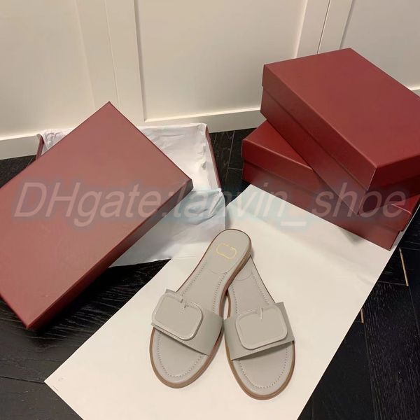 with box valentinoly''designer vt sandal designer v woman shoe man signature slide luxury grainy cowhide accessory sandal evolutio, Black
with box valentinoly''designer vt sandal designer v woman shoe man signature slide luxury grainy cowhide accessory sandal evolutio, Black