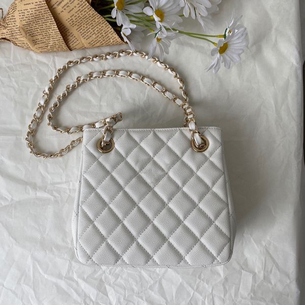 10a tote fashion women bucket bag diamond checked open large capacity chain sheepskin designer 22s
10a tote fashion women bucket bag diamond checked open large capacity chain sheepskin designer 22s