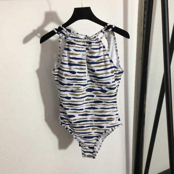 23ss designer bikini swimwear bathing suit womens bikini new stylish brindle print backless one-piece swimsuits women clothes a1, White;black
23ss designer bikini swimwear bathing suit womens bikini new stylish brindle print backless one-piece swimsuits women clothes a1, White;black