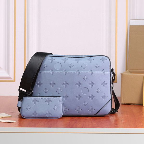 designer bag m69827 mens all leather embossed messenger bag solid color vintage shoulder bag mens temperament portable bag wallet mobile pho
designer bag m69827 mens all leather embossed messenger bag solid color vintage shoulder bag mens temperament portable bag wallet mobile pho