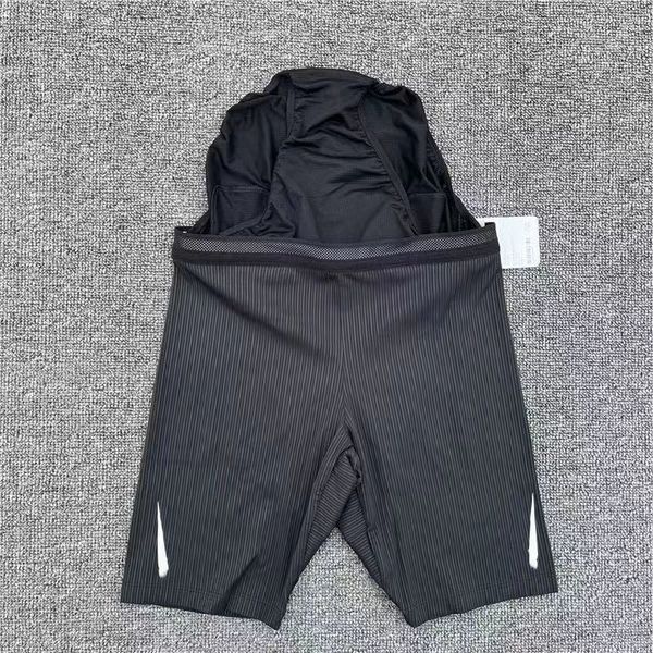 Track and Field Running Summer Training High Elastic Shorts Mens and Womens Breathable Marathon Physical Examination Threaded Tight 5-Point Short, Red
Track and Field Running Summer Training High Elastic Shorts Mens and Womens Breathable Marathon Physical Examination Threaded Tight 5-Point Short, Red