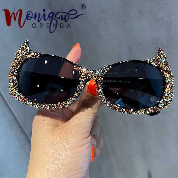 vintage cat eyes luxury sunglasses women 2023 fashion y2k sun glasses full rhinestone sunglass for mens lentes de sol mujer230328
vintage cat eyes luxury sunglasses women 2023 fashion y2k sun glasses full rhinestone sunglass for mens lentes de sol mujer230328
