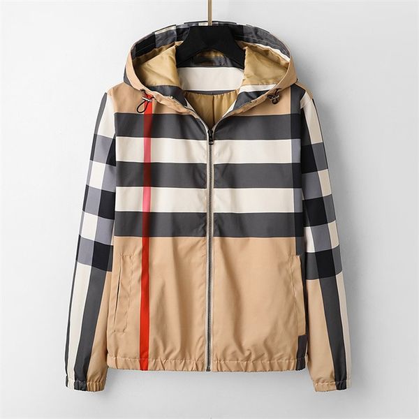 men's jackets spring and autumn coat fashion designer coat outdoor hooded sunscreen high-quality windbreaker luxury coat waterproof out, Black;brown
men's jackets spring and autumn coat fashion designer coat outdoor hooded sunscreen high-quality windbreaker luxury coat waterproof out, Black;brown