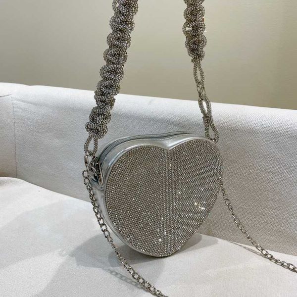 designer bags women's korean net red small fresh diamond water diamond chain love small square bag single shoulder crossbody bag 230318
designer bags women's korean net red small fresh diamond water diamond chain love small square bag single shoulder crossbody bag 230318