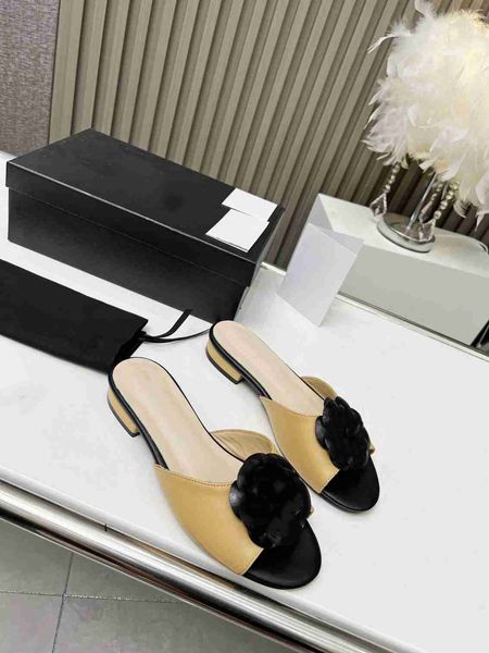 2023 women's sandals open toe thick heel summer sandals leather designer classic elegant channel temperament sandals x11, Black
2023 women's sandals open toe thick heel summer sandals leather designer classic elegant channel temperament sandals x11, Black