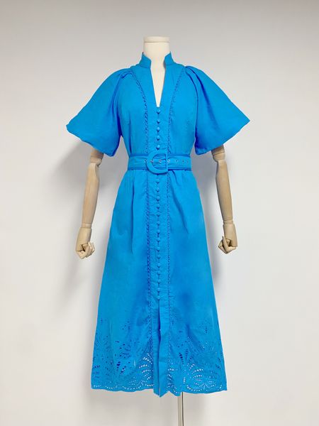 european and american women's dress 2023 early spring new style, elegant ladies solid color half open neck hollow embroidery waist long, Black;gray
european and american women's dress 2023 early spring new style, elegant ladies solid color half open neck hollow embroidery waist long, Black;gray