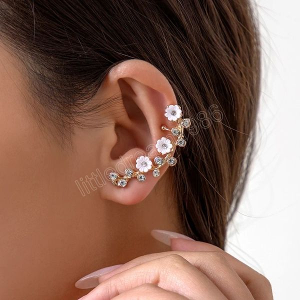 korean fashion rhinestone ear clips piercing earrings for women sparkling zircon ear cuff wedding party jewelry gift, Silver
korean fashion rhinestone ear clips piercing earrings for women sparkling zircon ear cuff wedding party jewelry gift, Silver