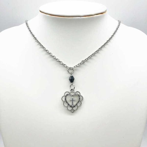 pendant necklaces gothic punk style hollow heart cross pendant necklace religion dark art goth necklaces for women rock metal gifts p230327, Silver
pendant necklaces gothic punk style hollow heart cross pendant necklace religion dark art goth necklaces for women rock metal gifts p230327, Silver