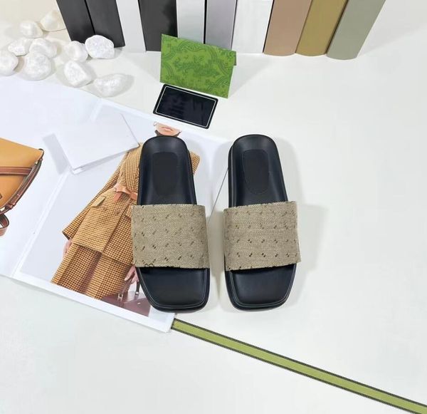 designer embroidery slippers letter embossing leather men women slippers fashion summer leisure flat bottom beach sandal canvas printing wom, Black
designer embroidery slippers letter embossing leather men women slippers fashion summer leisure flat bottom beach sandal canvas printing wom, Black