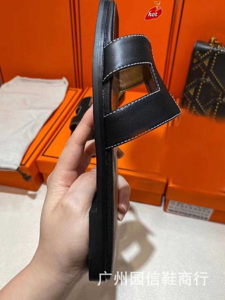 women oran slipper designer flat beach sandals women 2023 summer new classic comfortable simple casual for versatile fashion beach q02e
women oran slipper designer flat beach sandals women 2023 summer new classic comfortable simple casual for versatile fashion beach q02e