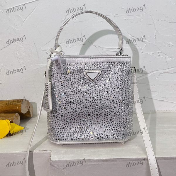 classic designer ladies full drill bucket bag street shoulder bag handbag diagonal span bags hardware triangle logo brand mini women makeup
classic designer ladies full drill bucket bag street shoulder bag handbag diagonal span bags hardware triangle logo brand mini women makeup