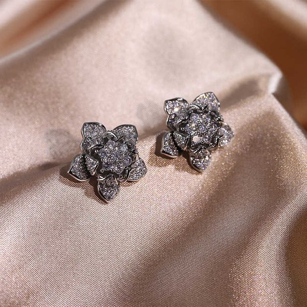 charm trendy % silver 925 jewelry stud earring for women party bizuteria aros mujer oreja orecchini 925 sterling silver earrings aa230327, Golden
charm trendy % silver 925 jewelry stud earring for women party bizuteria aros mujer oreja orecchini 925 sterling silver earrings aa230327, Golden