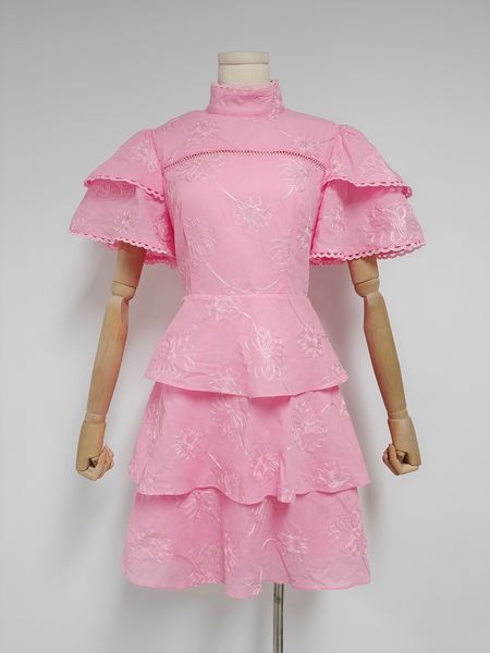 dress 2023 spring/summer new european station fashion slim fit style slim embroidery 3d flower short skirt, Black;gray 
dress 2023 spring/summer new european station fashion slim fit style slim embroidery 3d flower short skirt, Black;gray