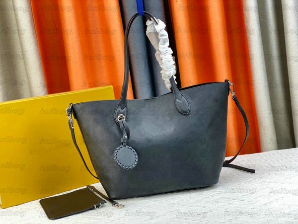 women bags blossom luxury designer handbags monograms carved perforated pattern removable and adjustable shoulder strap crossbody tote m2185
women bags blossom luxury designer handbags monograms carved perforated pattern removable and adjustable shoulder strap crossbody tote m2185
