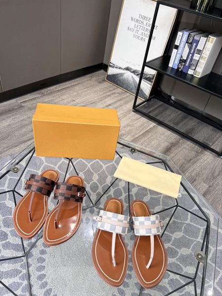 designer women's sandals l slippers flip flops gold classic luxury flat bottom thick bottom embroidery print 35-42 with yellow box, Black
designer women's sandals l slippers flip flops gold classic luxury flat bottom thick bottom embroidery print 35-42 with yellow box, Black