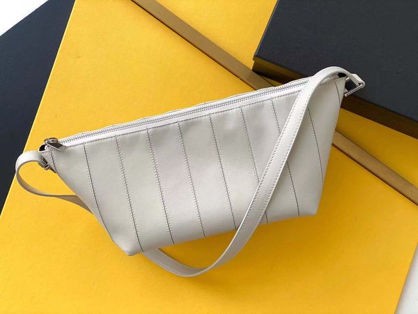 10a luxury designer slender jiaozi lambskin zipper open-close handbag crossbody shoulder bag
10a luxury designer slender jiaozi lambskin zipper open-close handbag crossbody shoulder bag