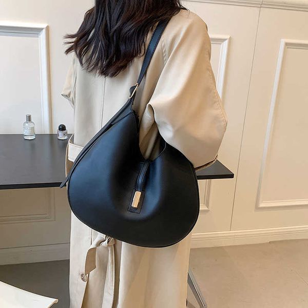 crossbody bags for women winter designer fashion trend big leather saddle shoulder side bag handbags and purses 230308
crossbody bags for women winter designer fashion trend big leather saddle shoulder side bag handbags and purses 230308