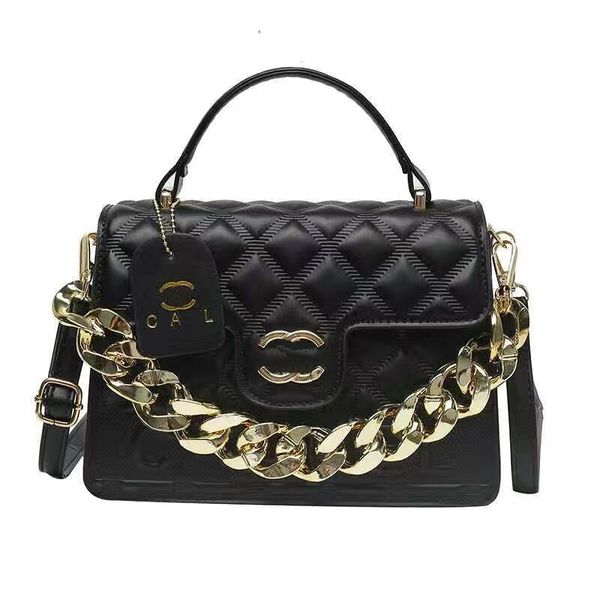 2023 designer shoulder bag classic plaid flap cf caviar handbag gold silver chain leather double letter solid color buckle square stripe lad
2023 designer shoulder bag classic plaid flap cf caviar handbag gold silver chain leather double letter solid color buckle square stripe lad
