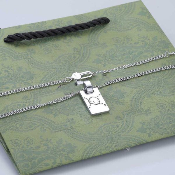 2023 designer new gujia double g skeleton ghost pendant necklace fashion rectangle elf hanging tag star same style, Black
2023 designer new gujia double g skeleton ghost pendant necklace fashion rectangle elf hanging tag star same style, Black