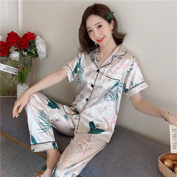 women's sleepwear short sleeve silk pajamas soft women summer home set girl sleepwear pyjamas 3xl 4xl 5xl 85kg nightwear set 230328, Black;red
women's sleepwear short sleeve silk pajamas soft women summer home set girl sleepwear pyjamas 3xl 4xl 5xl 85kg nightwear set 230328, Black;red