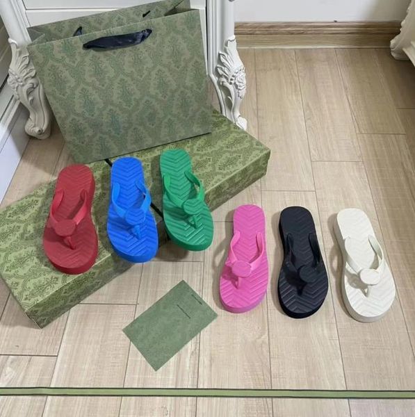 luxury designer g slippers v-shaped women mens flip flops fashion rubber outdoor waterproof slippers size35-42, Black
luxury designer g slippers v-shaped women mens flip flops fashion rubber outdoor waterproof slippers size35-42, Black