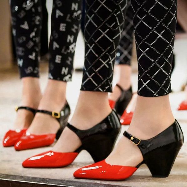 sandals spring summer mid heel patent leather color matching women's shoes chunky pointed toe fashion hollow large size 230327, Black
sandals spring summer mid heel patent leather color matching women's shoes chunky pointed toe fashion hollow large size 230327, Black