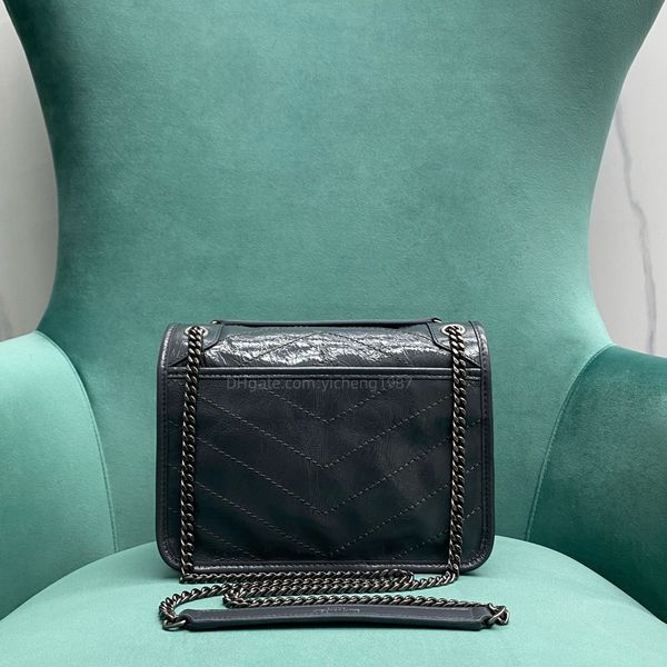 pleated cowhide niki chain shoulder bags designers woman messenger handbaggraphite gray courier bag luxury small capacity real leather bags, Black;red
pleated cowhide niki chain shoulder bags designers woman messenger handbaggraphite gray courier bag luxury small capacity real leather bags, Black;red