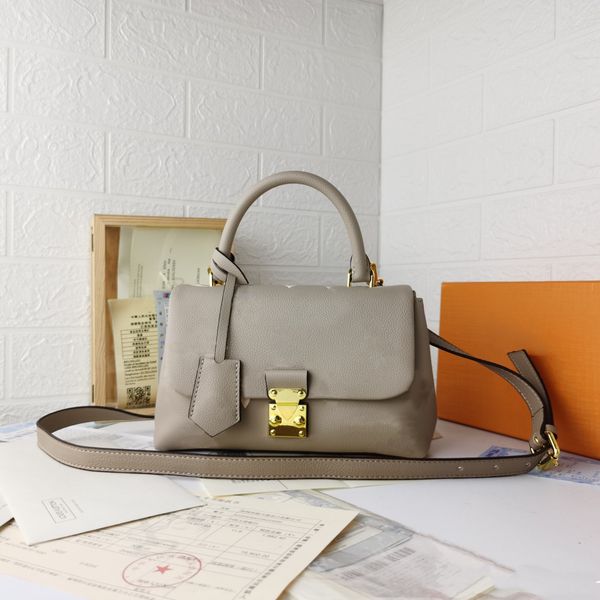 madeleine bb giant imprinted leather with handle bags women designer handbags 4 colors long strap crossbody
madeleine bb giant imprinted leather with handle bags women designer handbags 4 colors long strap crossbody