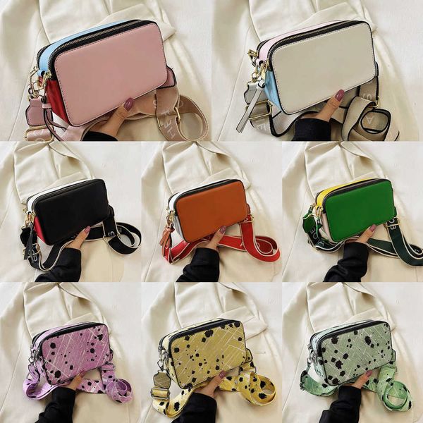 camera bag snapsdesigner bags leather luxurys handbags women texture wide strap m fashion j single messenger shoulder bag puerse 230314
camera bag snapsdesigner bags leather luxurys handbags women texture wide strap m fashion j single messenger shoulder bag puerse 230314